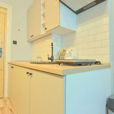 Apartment Modern 1